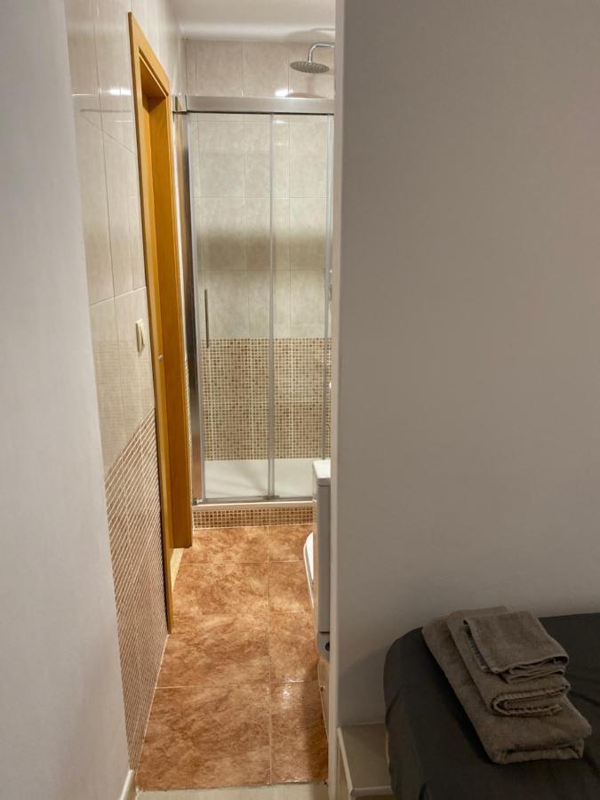 Single Room In My Apartment At The Beach Valence Extérieur photo