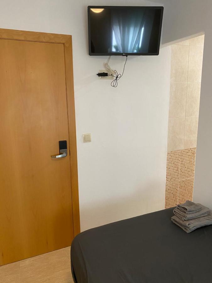 Single Room In My Apartment At The Beach Valence Extérieur photo