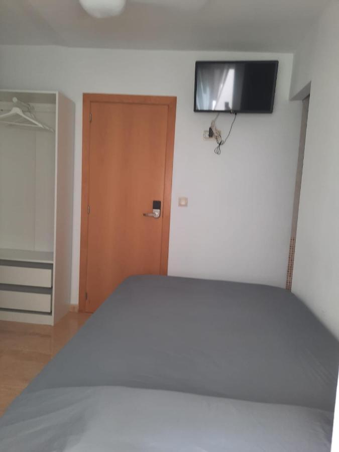 Single Room In My Apartment At The Beach Valence Extérieur photo